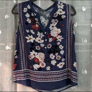 Market and Spruce XL Callahan Henley Top